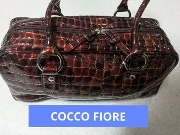 COCCO FIORE 코코 피오레 엠보 에나멜 백 보르도