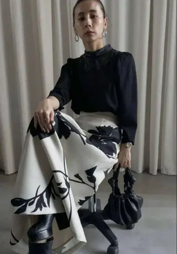 Ameri KEILY FLOWER PRINT SKIRT