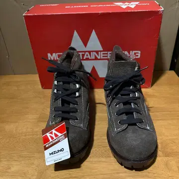 레트로 미즈노 등산화 택 포함 미사용품 26cm