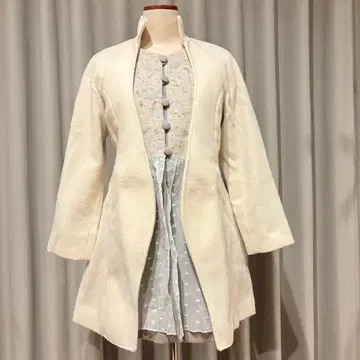 드레스풍 코트 의상 울 화이트