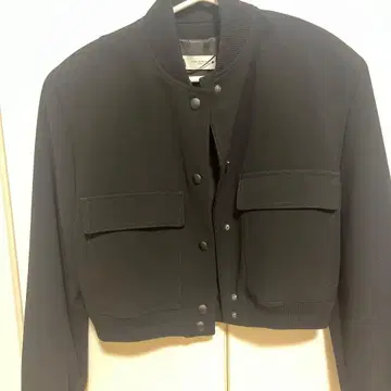 ZARA 블랙 크롭 봄버 자켓