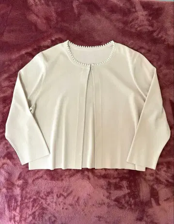 베이지 펄 장식 긴팔 가디건 사이즈 38