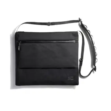 UNTRACK UT OUTDOOR CE Shoulder Bag