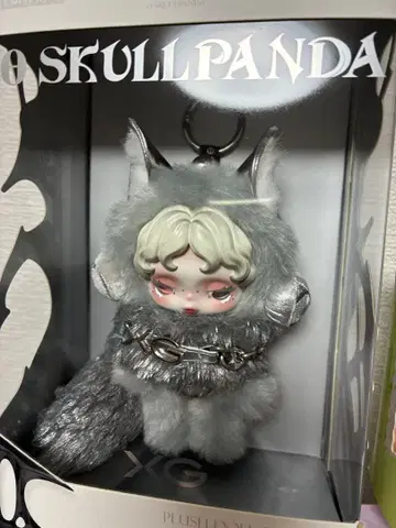SKULLPANDA XG 플러시 피규어