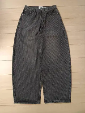 배럴 레그 실루엣 히코리 데님 M 사이즈