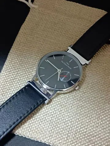 [ 손목시계 ] 미러 면 마감 d 버클 커스텀 MOD 달력 스몰 세컨드