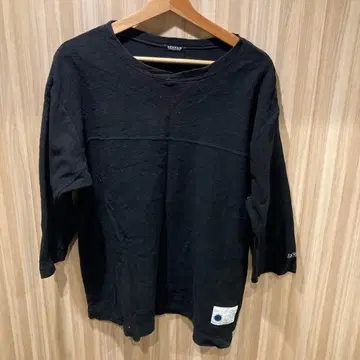 DENHAM 블랙 V넥 긴팔 T셔츠