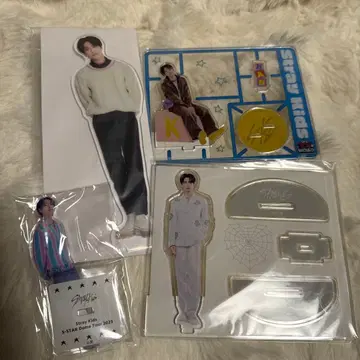 Stray Kids 한 아크릴 스탠드 4개 세트