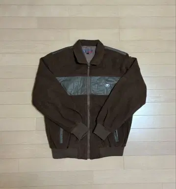 짧은 기장 자켓