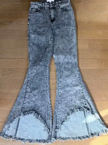 [ 새상품급 ] Hot and delicious 배기 팬츠 플레어 팬츠