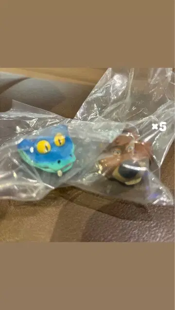 주토피아 가챠가챠 캡슐 토이