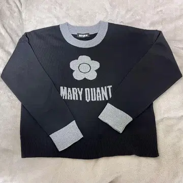 MARY QUANT 플라워 모티브 니트 스웨터