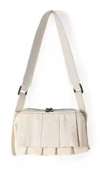 베이지 플리츠 디자인 숄더백