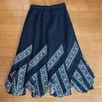 플레어 스커트 다크 그레이 꽃무늬 울 도로시