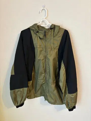 THE NORTH FACE 후드 부착 나일론 자켓 M