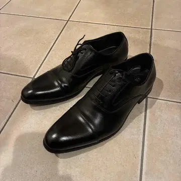 스트레이트 팁 드레스 슈즈 / 블랙 / 가죽 / 시멘트 제법 26.0cm