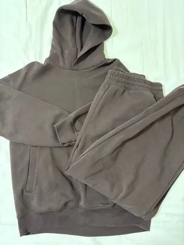 UNIQLOC 맨투맨 셋업