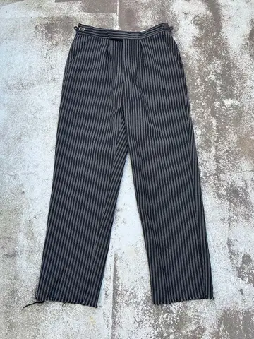 Black striped cut off trousers 70s
