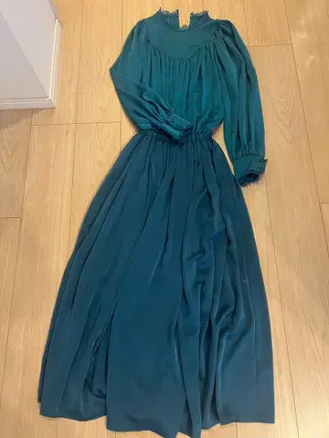 트루 바이 마리코 오이카와 원피스 그린