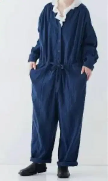 새상품 택 포함 네스트로브 루즈 올인원 네이비