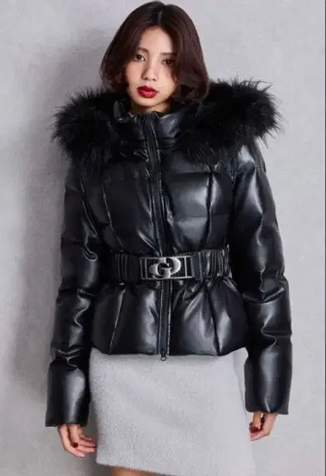 gyda 가죽 다운 숏