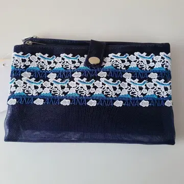 치카자와 레이스 ANA 콜라보 더블 지퍼 파우치