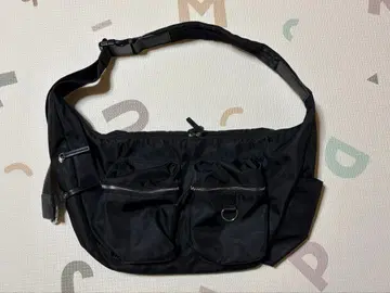 JEANASIS 나일론 W포켓 바디백 블랙