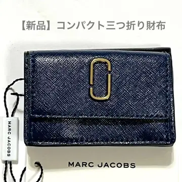 [ 새상품 ] MARC JACOBS 컴팩트한 3단 폴더형 지갑