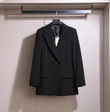 블랙 더블 브레스트 자켓