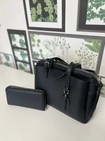 발코스 블랙 가죽 핸드백과 지갑