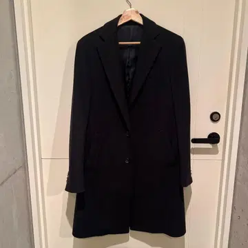 LARDINI 네이비 체스터 코트 새상품급