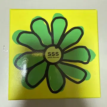 ssssattimouse 꽃 모티브 목걸이