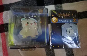 하나마루 유령 피규어와 아크릴 참