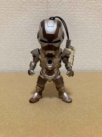 아이언맨 스트랩 피규어