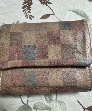 아인소프 3단 폴더형 가마구치 지갑