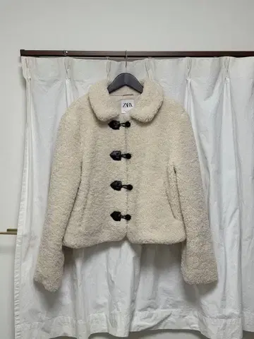 ZARA 보아 자켓 아이보리