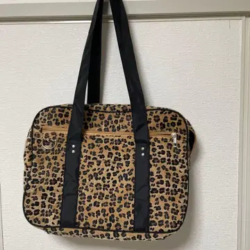 SPINNS 레오파드 무늬 스쿨백