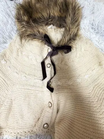 Y2K 크림색 니트 판초 후드 부착