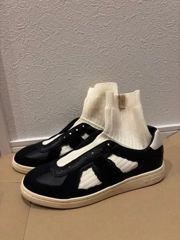 하이컷 스니커즈 블랙/화이트