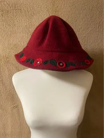 ANNA SUI 안나수이 니트 햇 모자