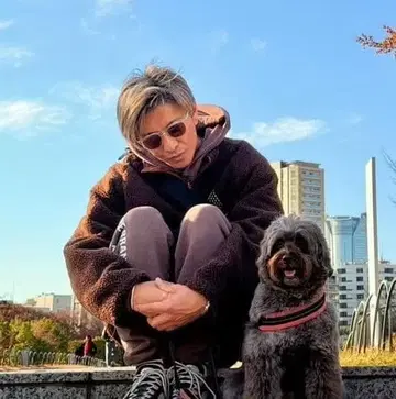 XL 한정판 Love ear art 리버서블 자켓 HRCS 2025