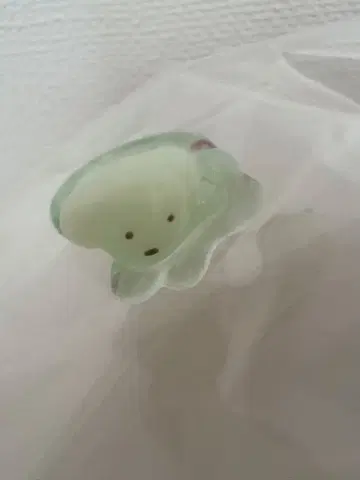 달리는 강아지 반지 자유로운 아기곰 크림 소다