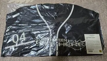 SEVENTEEN RIGHT HERE 유니폼 준