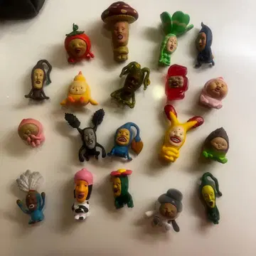 꼬마 도감 앉은 마스코트