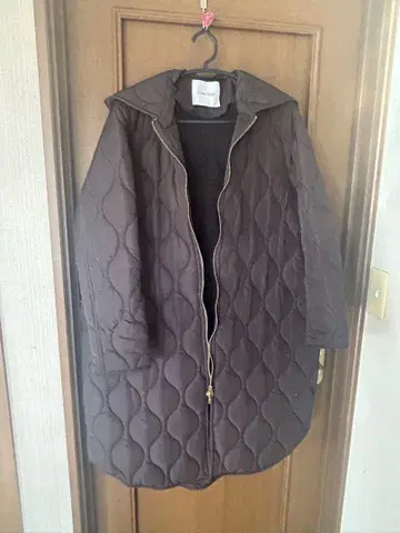 엠마 테일러 3way 퀼팅 롱 코트 블랙 38