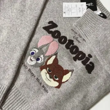 [ 미사용 새상품 ] 주토피아 니트 풀오버 L 사이즈 다크 베이지