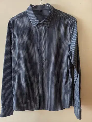 스트라이프 긴팔 셔츠 M 사이즈