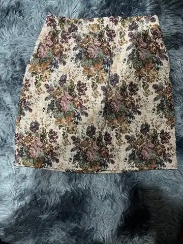 꽃무늬 미니 스커트
