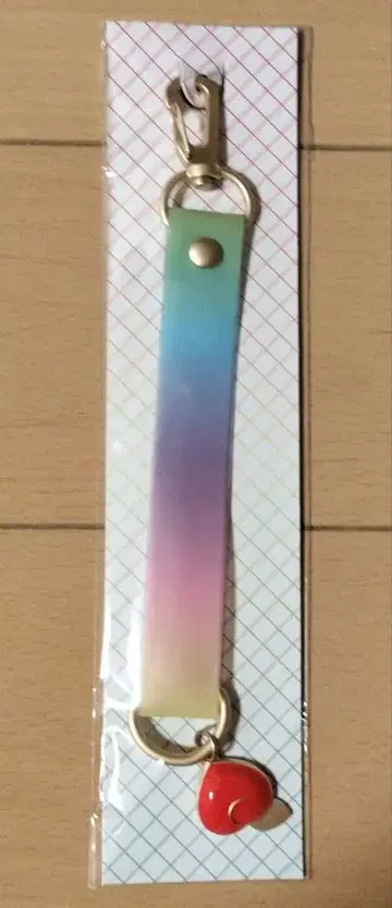 컬러풀 피치 카라피치 카라피치 컬렉션 vol.3 스트랩 유안