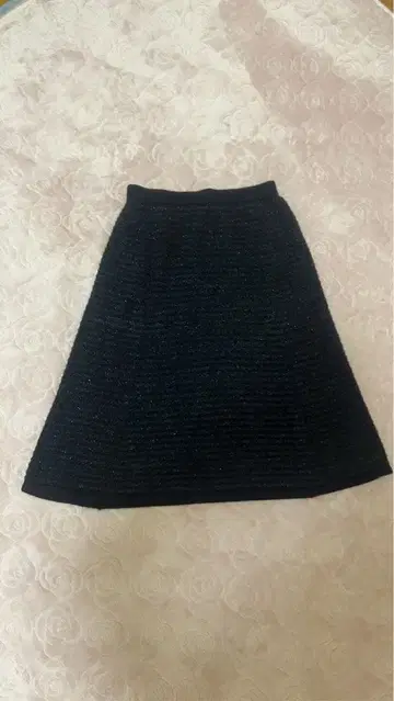 오스틴 리드 니트 소재 스커트